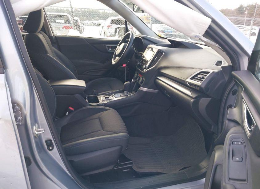 Photo 5 of 2021 Subaru Forester PREMIUM (VIN JF2SKAFC1MH523093)