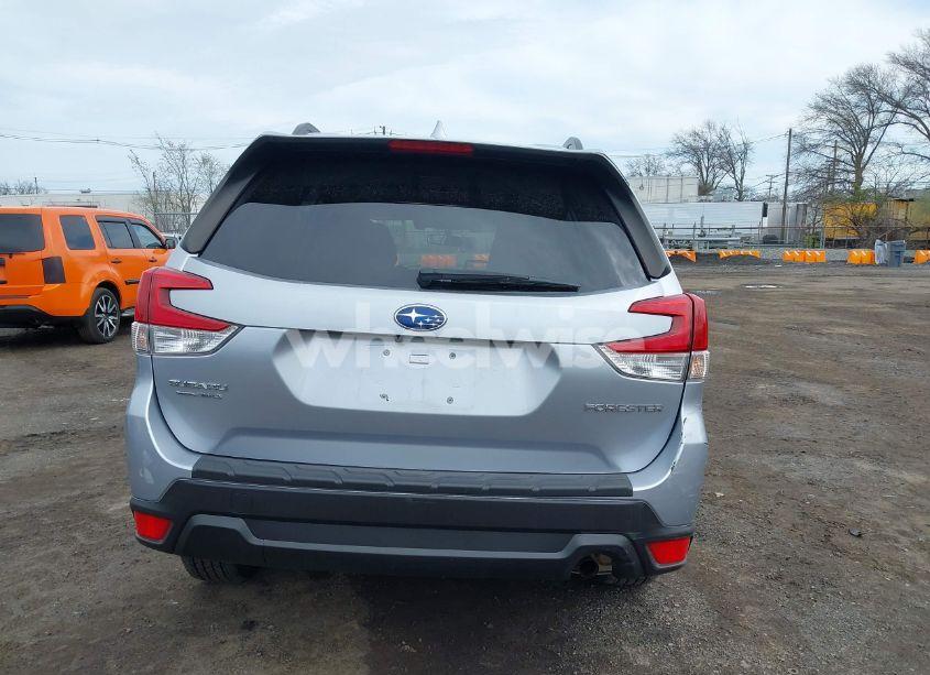 Photo 16 of 2021 Subaru Forester PREMIUM (VIN JF2SKAFC1MH547703)