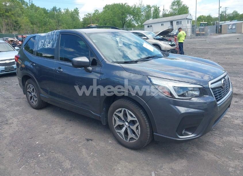 2021 Subaru Forester PREMIUM (VIN JF2SKAFC2MH584758) main photo