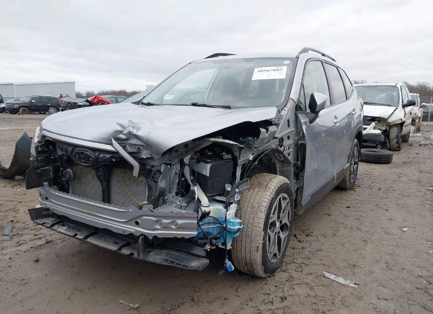 Photo 2 of 2021 Subaru Forester PREMIUM (VIN JF2SKAFC3MH533950)