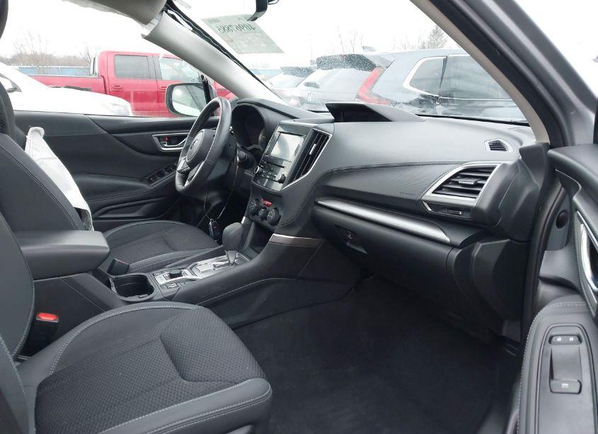 Photo 5 of 2021 Subaru Forester PREMIUM (VIN JF2SKAFC3MH533950)