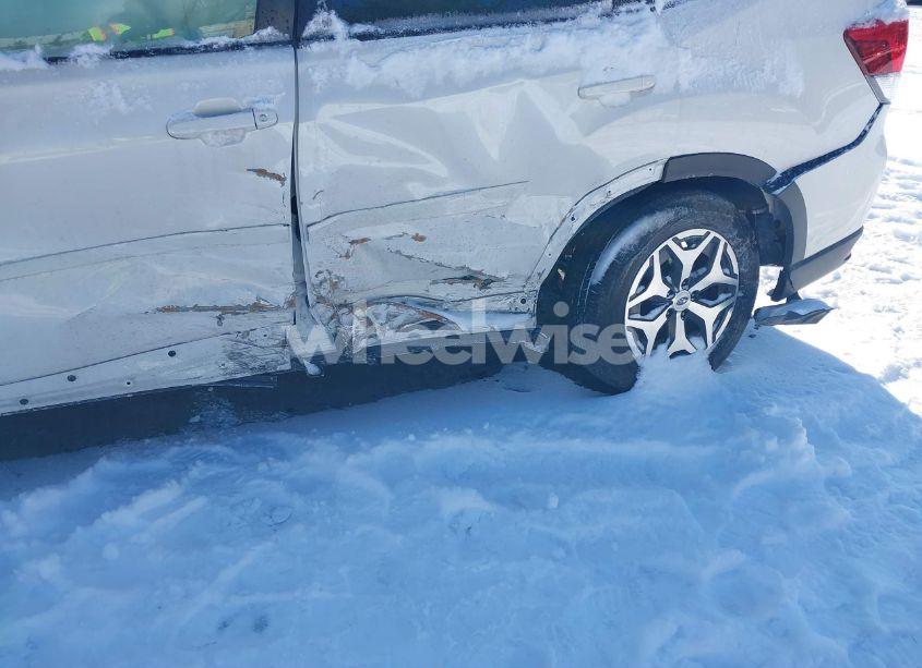 Photo 6 of 2021 Subaru Forester PREMIUM (VIN JF2SKAFC4MH459549)