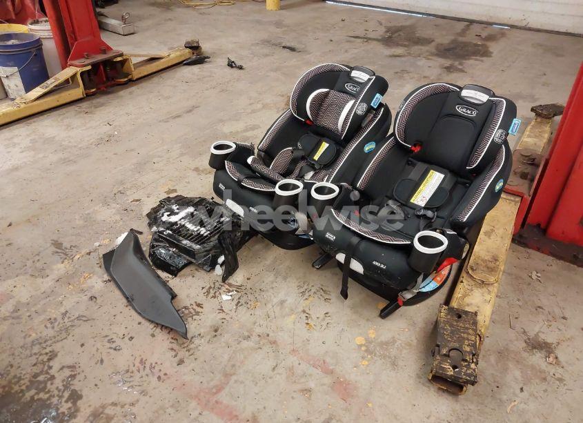 Photo 12 of 2021 Subaru Forester PREMIUM (VIN JF2SKAFC5MH528863)