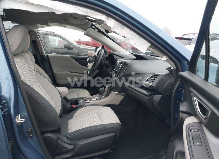 Photo 5 of 2021 Subaru Forester PREMIUM (VIN JF2SKAFC7MH542294)