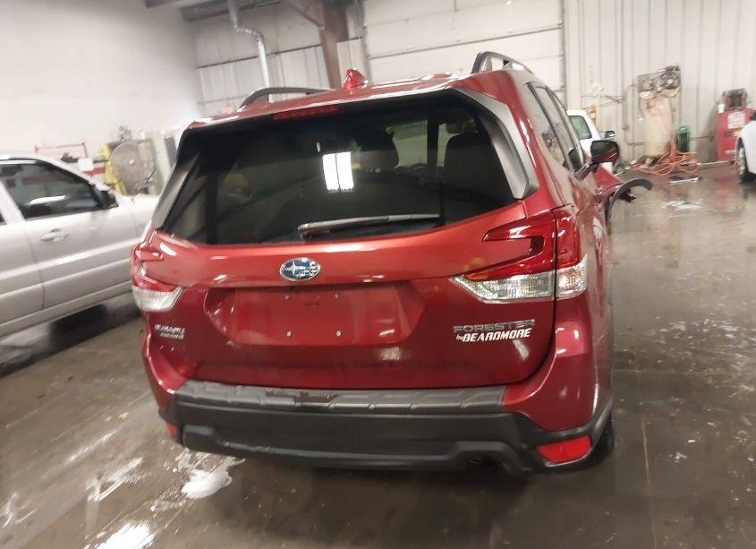 Photo 16 of 2019 Subaru Forester PREMIUM (VIN JF2SKAGC0KH473122)