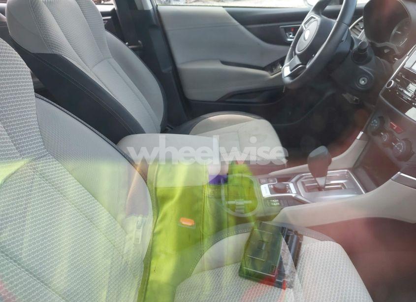 Photo 5 of 2020 Subaru Forester PREMIUM (VIN JF2SKAGC0LH479813)