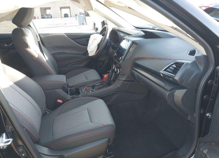 Photo 5 of 2024 Subaru Forester SPORT (VIN JF2SKAGC0RH414338)