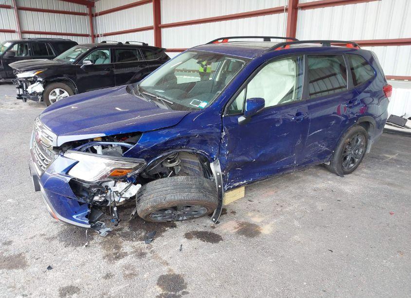 Photo 2 of 2024 Subaru Forester SPORT (VIN JF2SKAGC0RH426618)