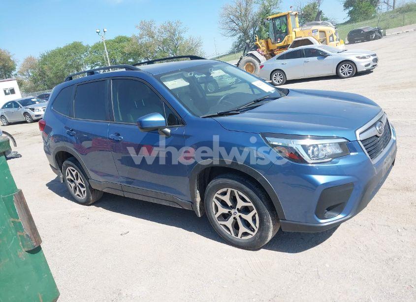 Photo 14 of 2019 Subaru Forester PREMIUM (VIN JF2SKAGC1KH545610)