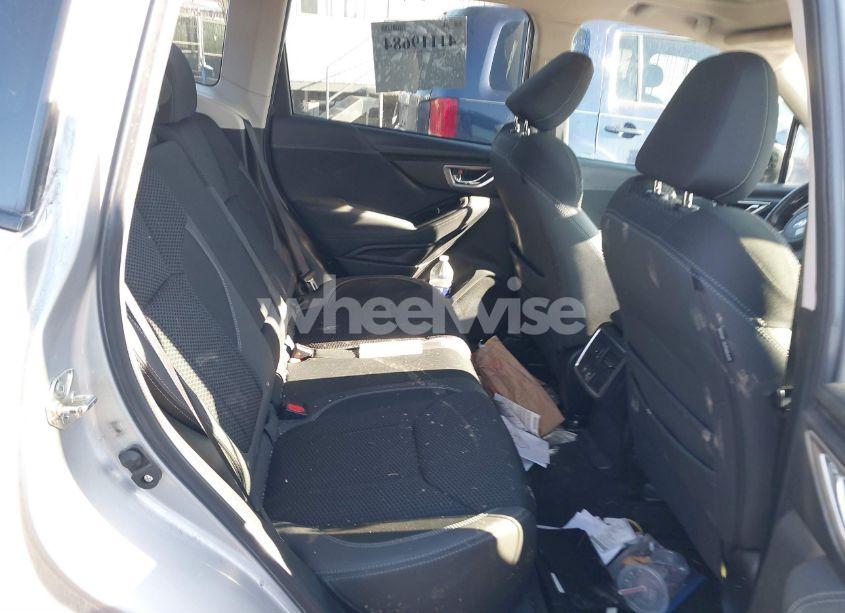 Photo 8 of 2019 Subaru Forester PREMIUM (VIN JF2SKAGC2KH452823)