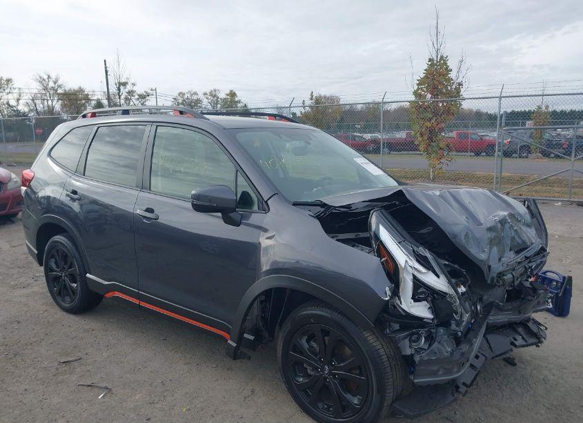 2023 Subaru Forester SPORT (VIN JF2SKAGC2PH500523) main photo