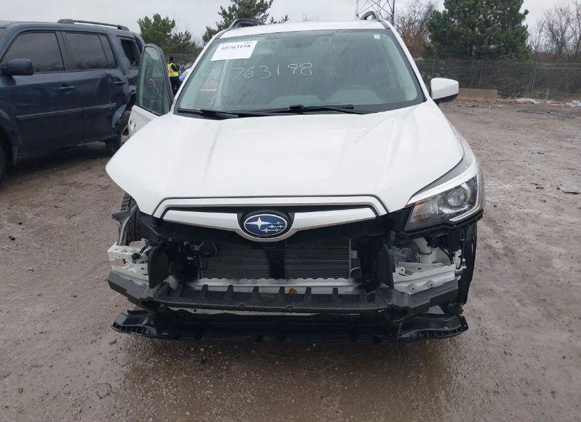 Photo 12 of 2019 Subaru Forester PREMIUM (VIN JF2SKAGC3KH430135)