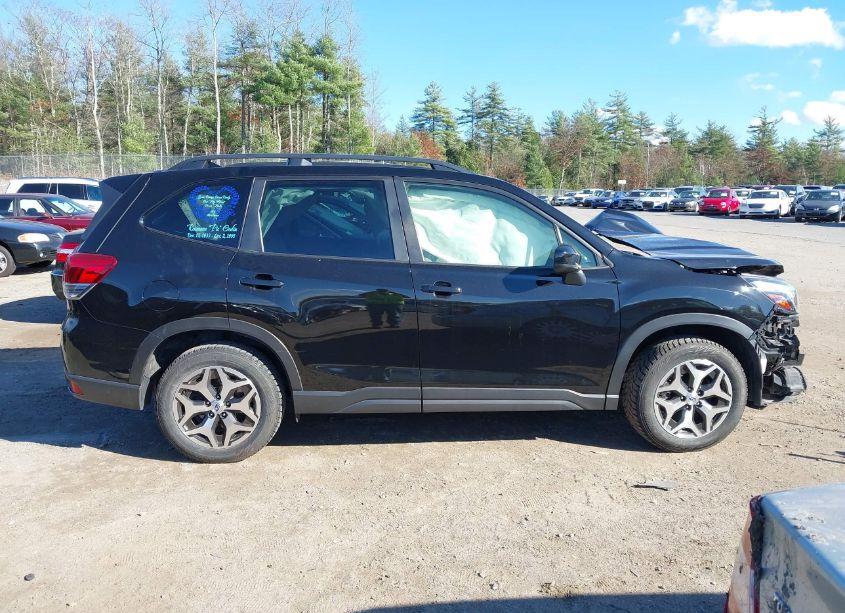 Photo 14 of 2020 Subaru Forester PREMIUM (VIN JF2SKAGC3LH472161)