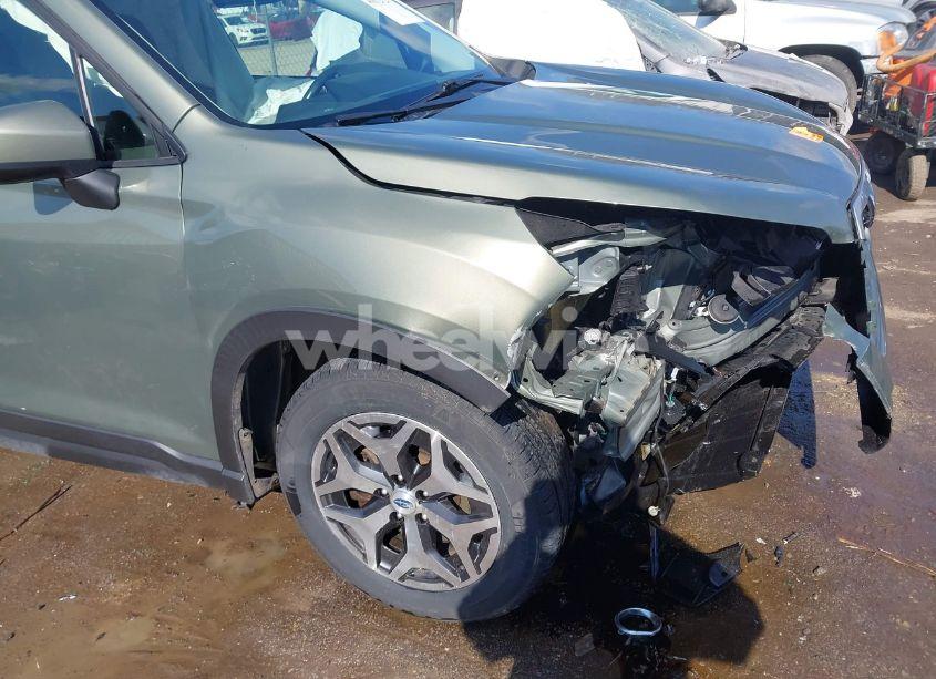 Photo 16 of 2020 Subaru Forester PREMIUM (VIN JF2SKAGC4LH434390)