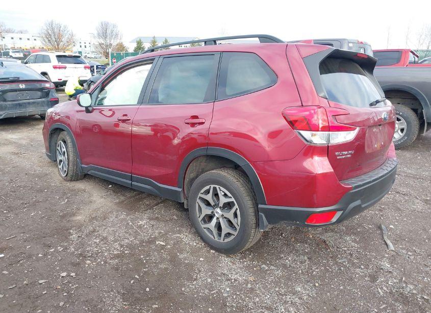 Photo 3 of 2020 Subaru Forester PREMIUM (VIN JF2SKAGC4LH601444)