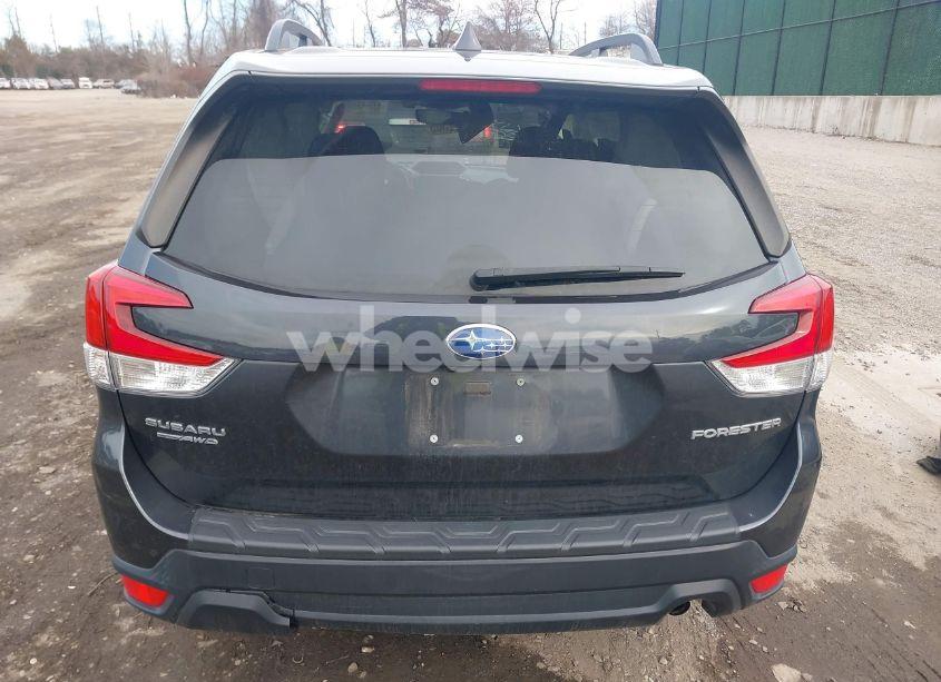 Photo 16 of 2019 Subaru Forester PREMIUM (VIN JF2SKAGC5KH585706)