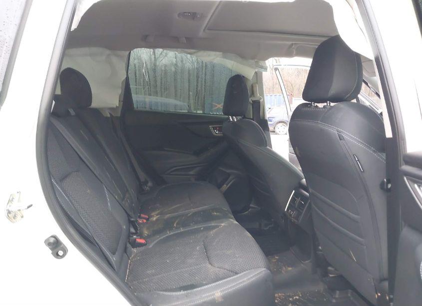 Photo 8 of 2019 Subaru Forester PREMIUM (VIN JF2SKAGC5KH585995)