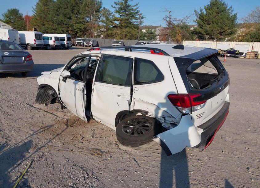 Photo 3 of 2024 Subaru Forester SPORT (VIN JF2SKAGC6RH514993)