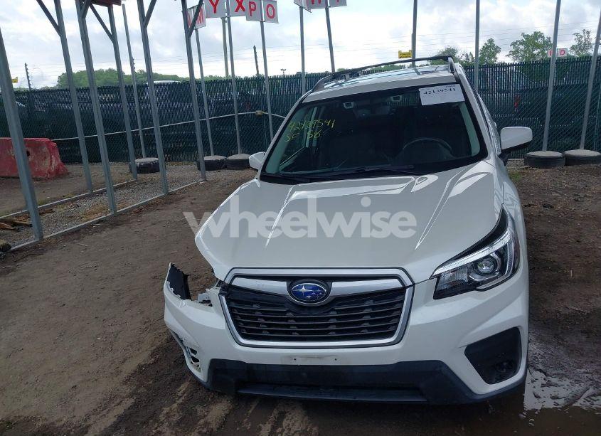 Photo 13 of 2019 Subaru Forester PREMIUM (VIN JF2SKAGC7KH469634)