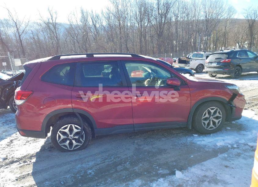 Photo 13 of 2020 Subaru Forester PREMIUM (VIN JF2SKAGC7LH504884)