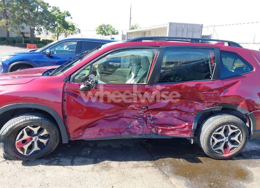 Photo 14 of 2020 Subaru Forester PREMIUM (VIN JF2SKAGC7LH541191)