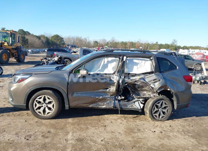 Photo 14 of 2020 Subaru Forester PREMIUM (VIN JF2SKAGC8LH592280)