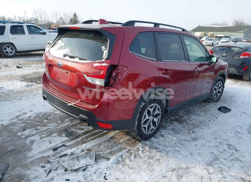 Photo 4 of 2019 Subaru Forester PREMIUM (VIN JF2SKAGC9KH560470)