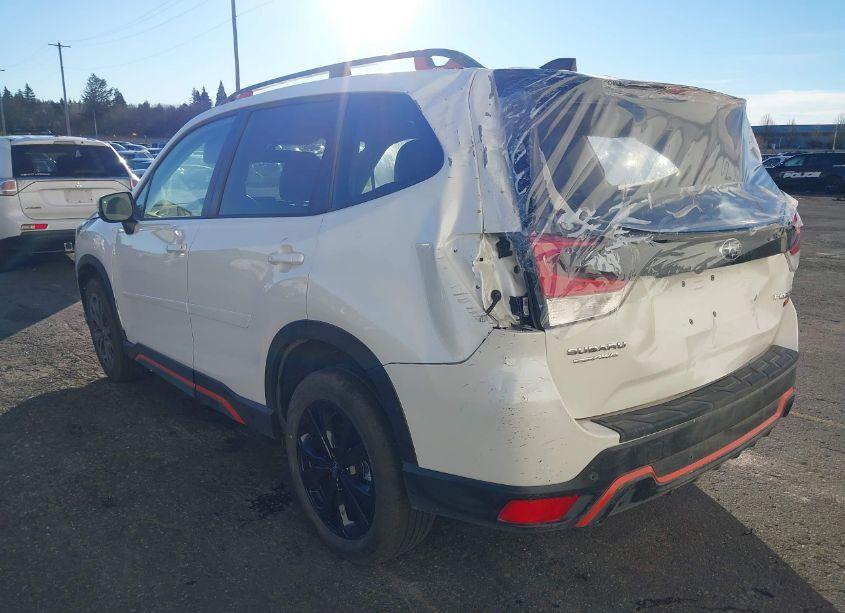 Photo 3 of 2024 Subaru Forester SPORT (VIN JF2SKAGC9RH485232)