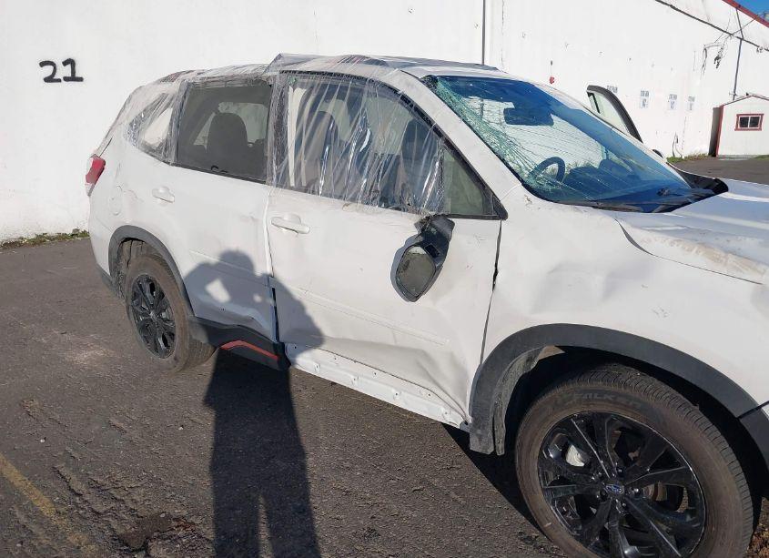 Photo 6 of 2024 Subaru Forester SPORT (VIN JF2SKAGC9RH485232)