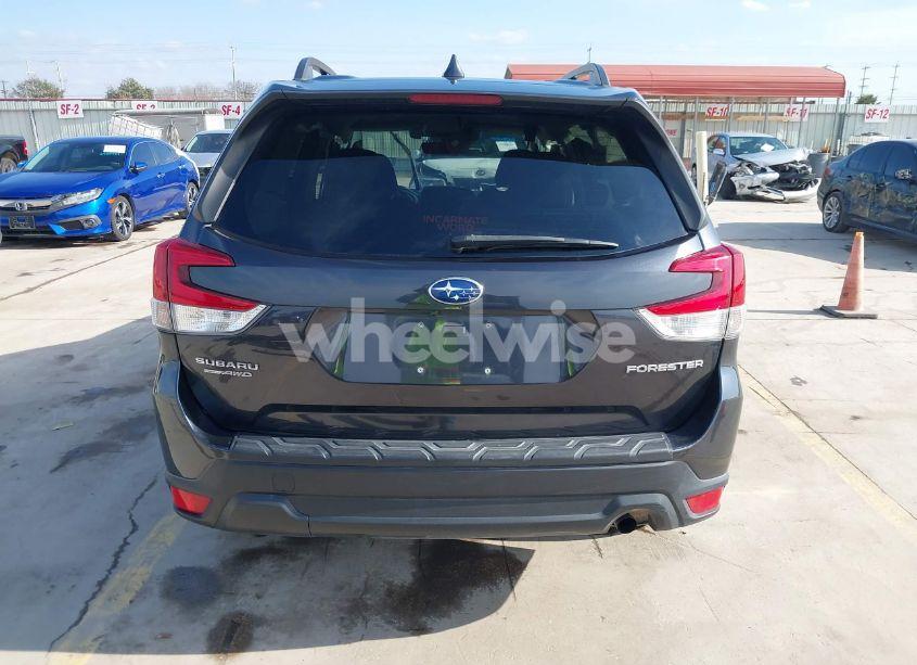 Photo 17 of 2019 Subaru Forester PREMIUM (VIN JF2SKAGCXKH486072)