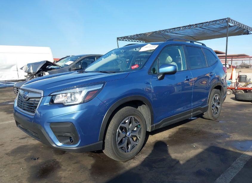 Photo 2 of 2019 Subaru Forester PREMIUM (VIN JF2SKAGCXKH595616)