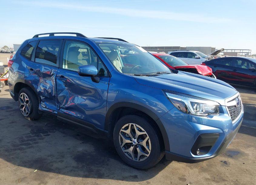 Photo 6 of 2019 Subaru Forester PREMIUM (VIN JF2SKAGCXKH595616)
