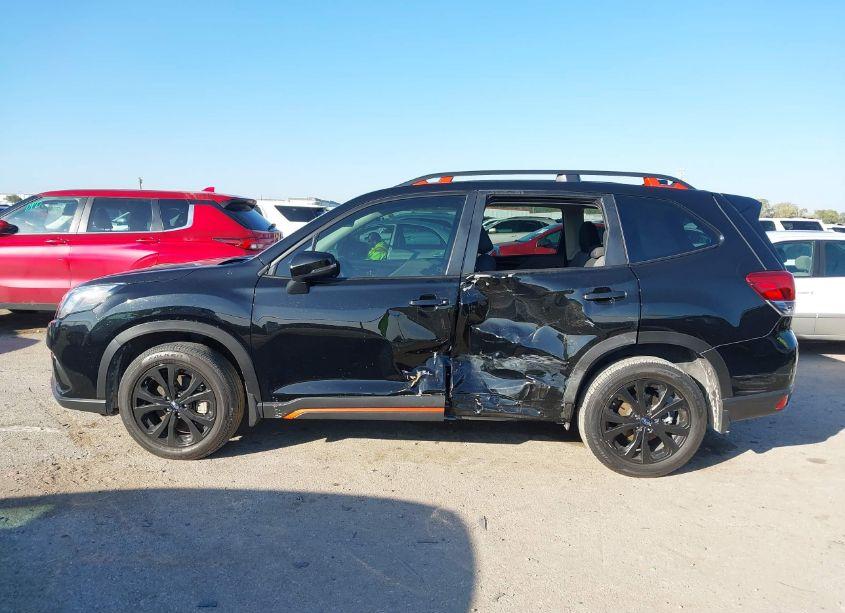 Photo 14 of 2023 Subaru Forester SPORT (VIN JF2SKAGCXPH521605)