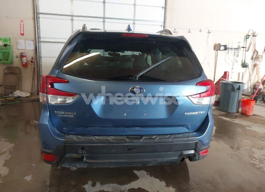 Photo 16 of 2020 Subaru Forester PREMIUM (VIN JF2SKAJC0LH553434)