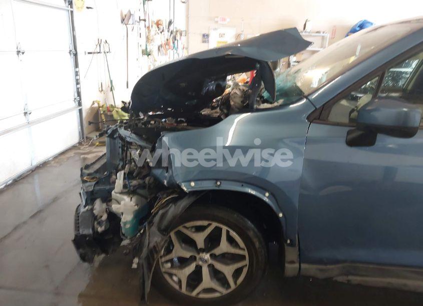 Photo 17 of 2020 Subaru Forester PREMIUM (VIN JF2SKAJC0LH553434)