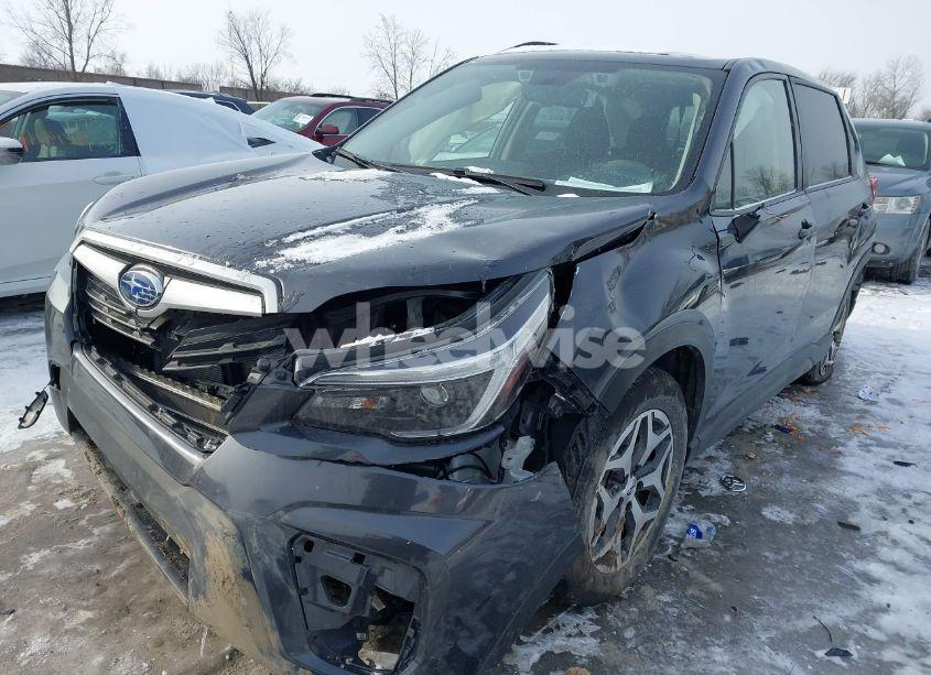 Photo 6 of 2021 Subaru Forester PREMIUM (VIN JF2SKAJC0MH463931)