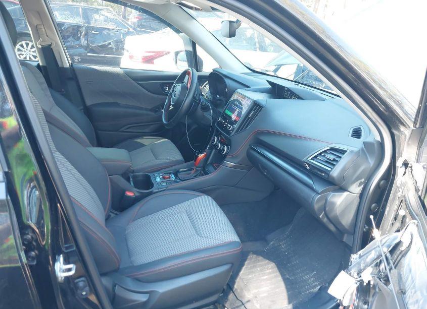 Photo 5 of 2022 Subaru Forester SPORT (VIN JF2SKAJC0NH502891)