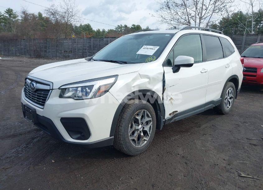 Photo 2 of 2020 Subaru Forester PREMIUM (VIN JF2SKAJC1LH479425)