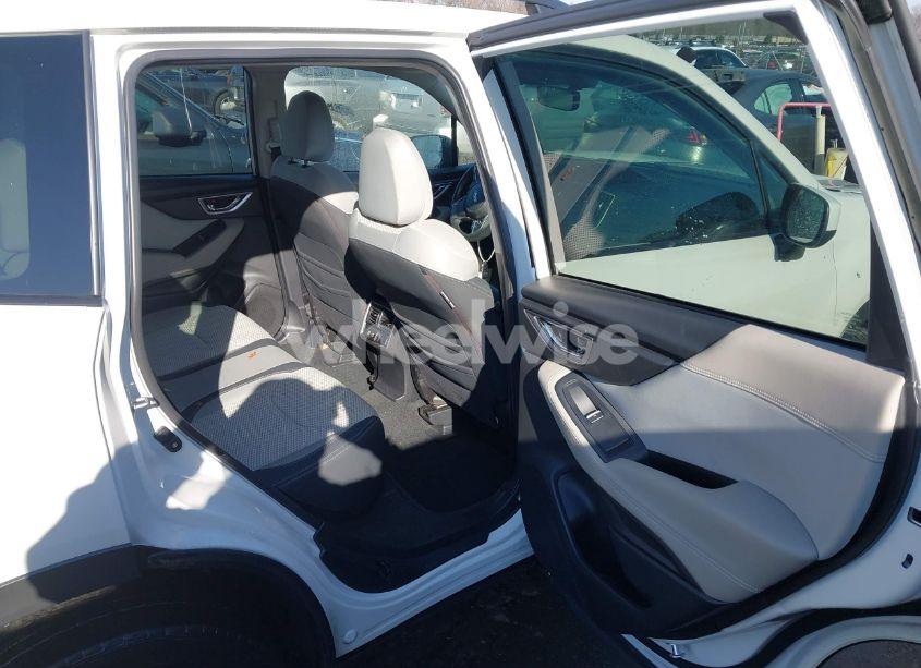 Photo 8 of 2020 Subaru Forester PREMIUM (VIN JF2SKAJC1LH591836)