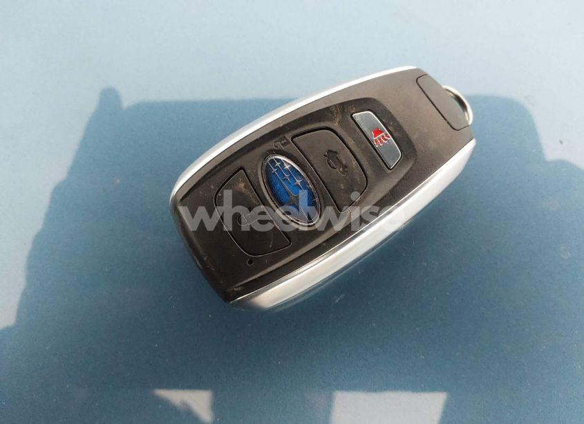 Photo 11 of 2020 Subaru Forester PREMIUM (VIN JF2SKAJC2LH606781)