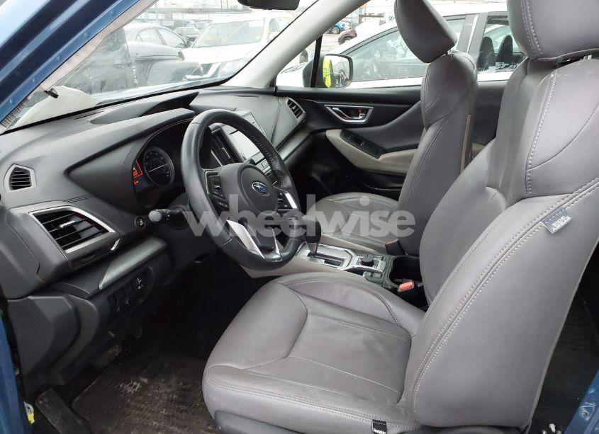 Photo 5 of 2020 Subaru Forester PREMIUM (VIN JF2SKAJC2LH606781)