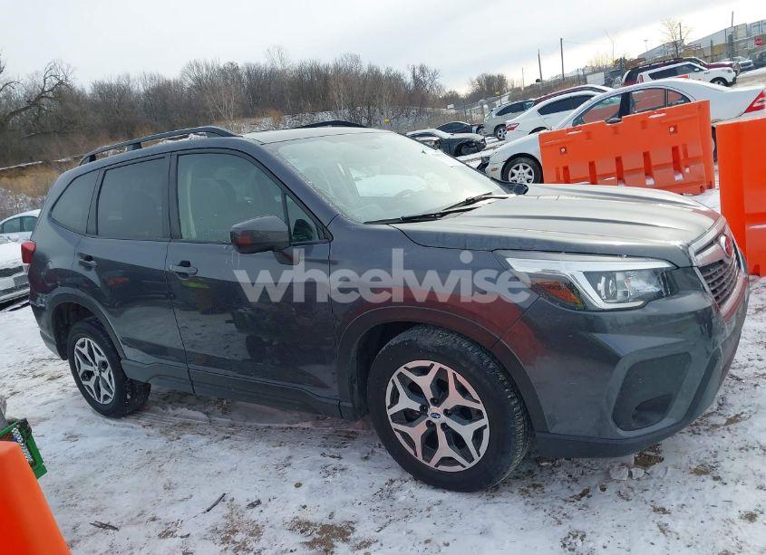 Photo 13 of 2020 Subaru Forester PREMIUM (VIN JF2SKAJC3LH441680)