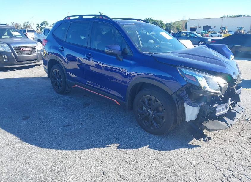 2023 Subaru Forester SPORT (VIN JF2SKAJC3PH462180) main photo
