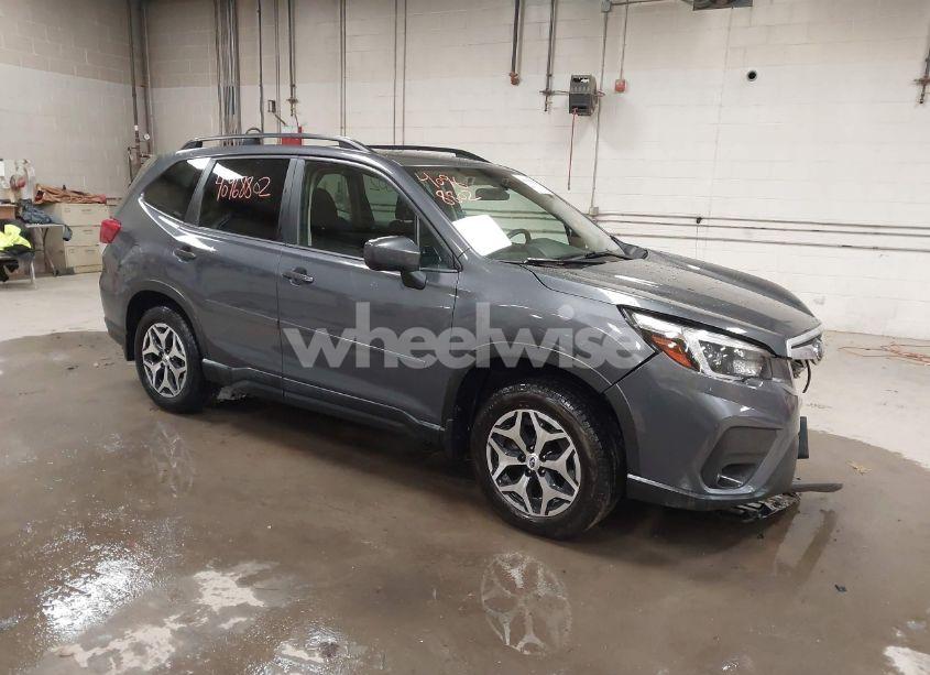 2021 Subaru Forester PREMIUM (VIN JF2SKAJC4MH465326) main photo