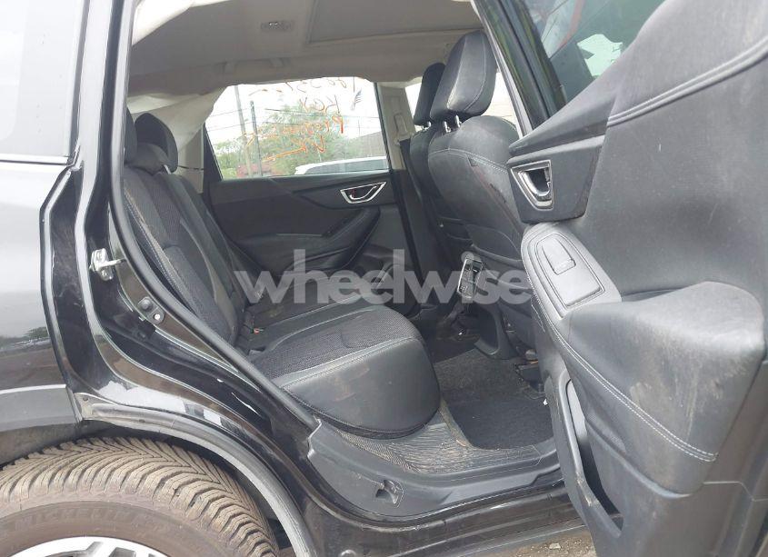 Photo 8 of 2021 Subaru Forester PREMIUM (VIN JF2SKAJC4MH469652)