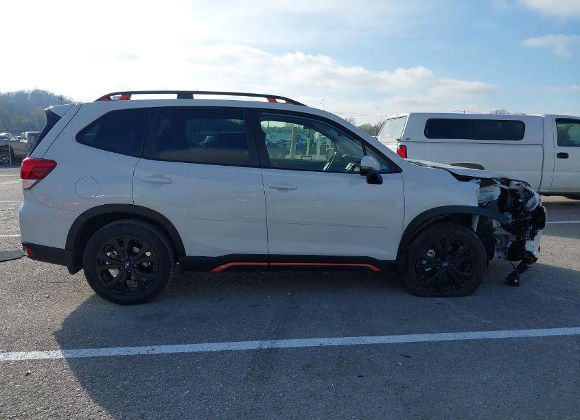 Photo 14 of 2023 Subaru Forester SPORT (VIN JF2SKAJC4PH525044)