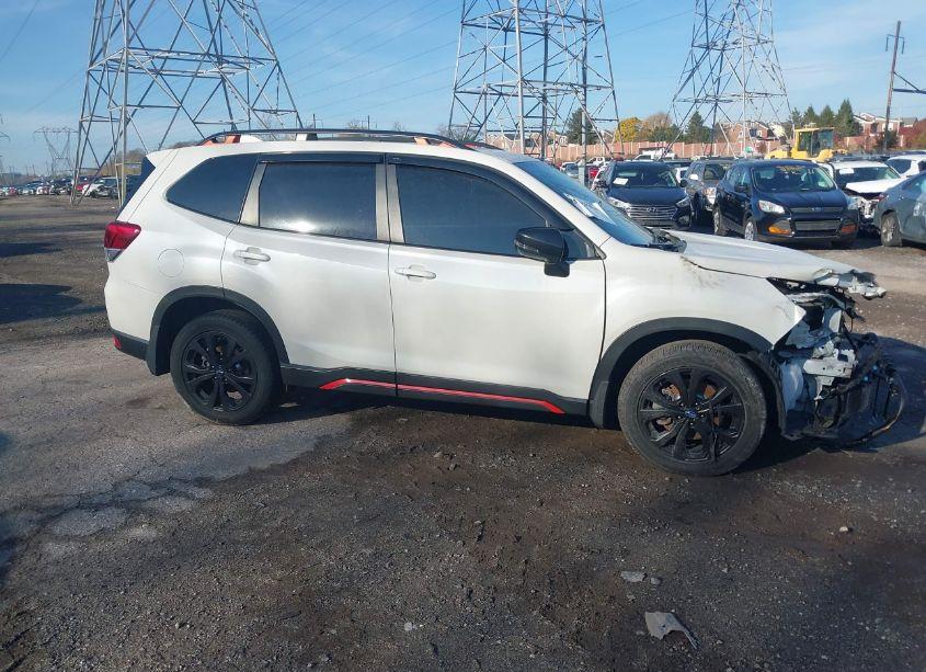 Photo 13 of 2019 Subaru Forester SPORT (VIN JF2SKAJC5KH453733)