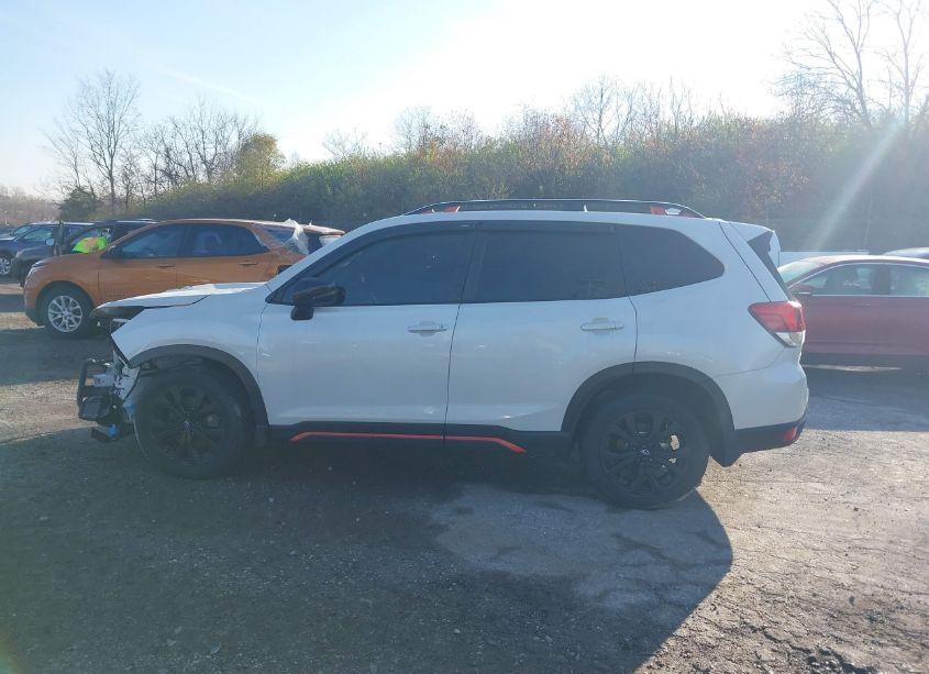 Photo 14 of 2019 Subaru Forester SPORT (VIN JF2SKAJC5KH453733)