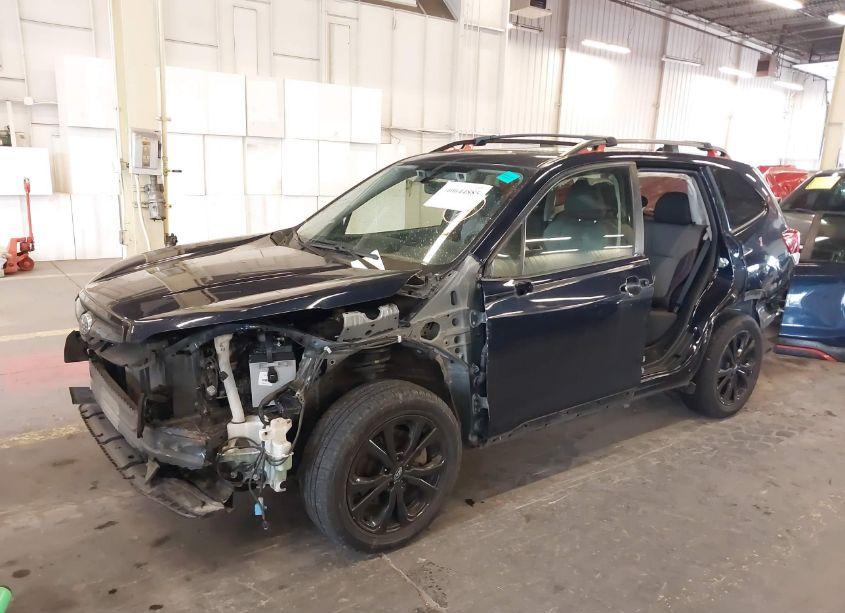 Photo 2 of 2019 Subaru Forester SPORT (VIN JF2SKAJC5KH486747)