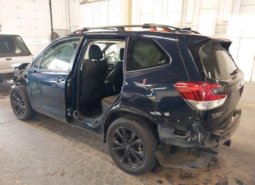 Photo 3 of 2019 Subaru Forester SPORT (VIN JF2SKAJC5KH486747)